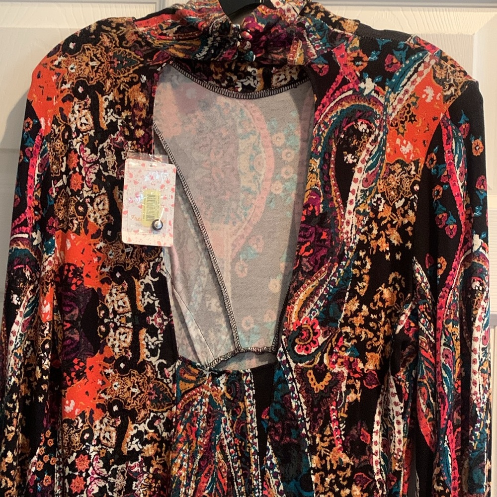 NWT! FREE PEOPLE All Dolled Up Paisley Open Back Mini Dress, soft knit, M. - Picture 9 of 14